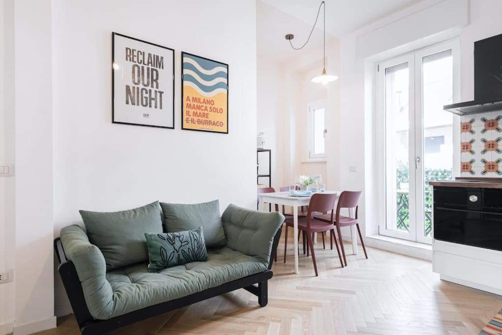 Easylife - Apartment With Balcony Near Navigli Milánó Kültér fotó