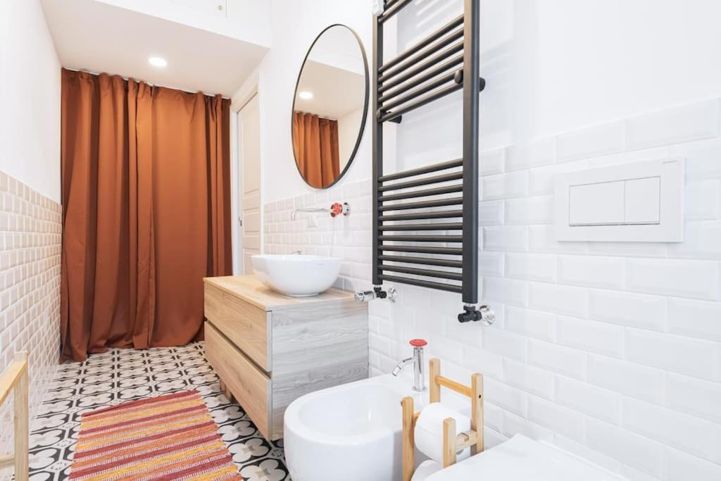 Easylife - Apartment With Balcony Near Navigli Milánó Kültér fotó