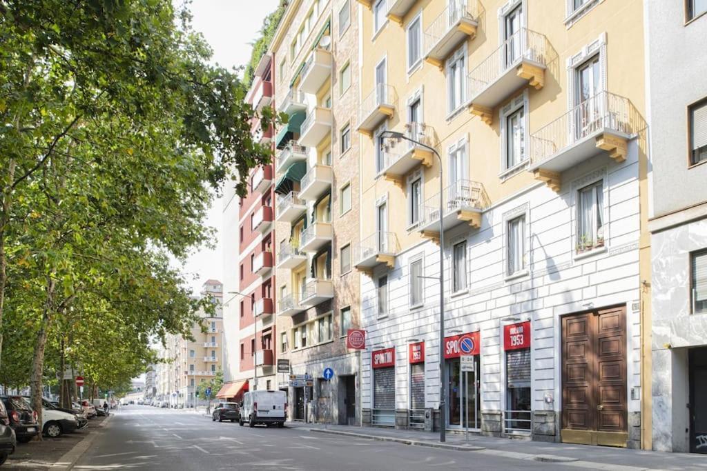 Easylife - Apartment With Balcony Near Navigli Milánó Kültér fotó